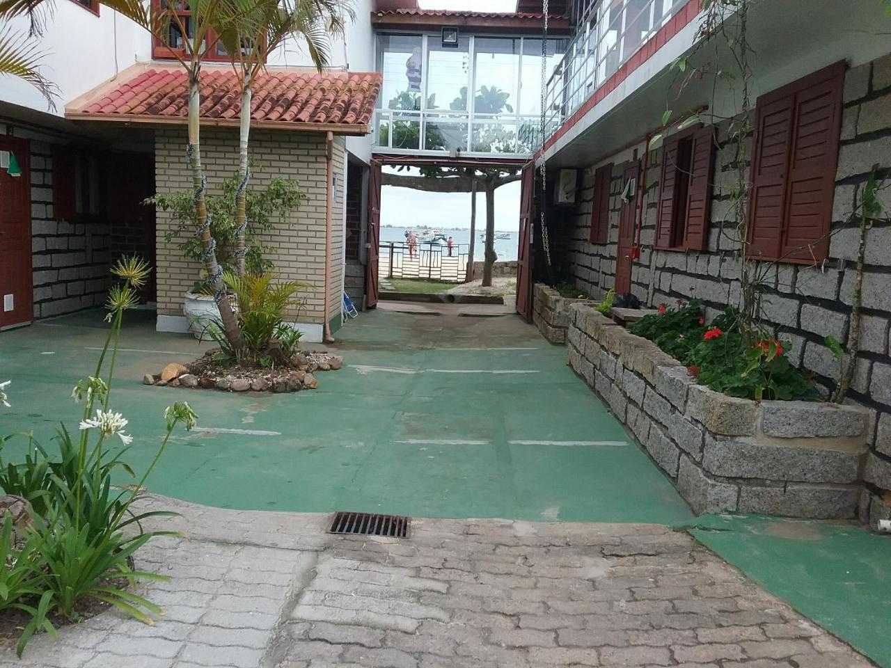 Inn Louise Pinheira